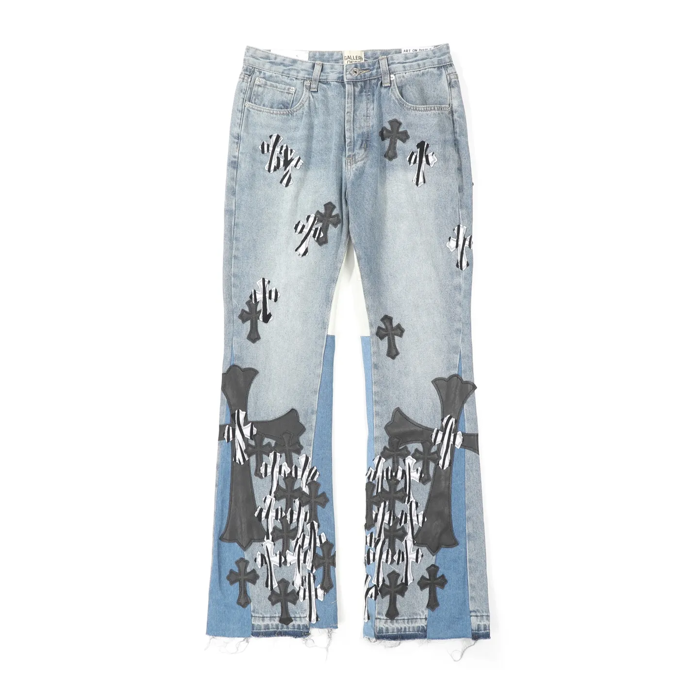 P280 CH Chromehearts zebra black and white cross patch patchwork jeans, priced at 34W level, patchwork cross pattern embellishment, washed jeans! ! An absolutely high-end luxury product, a 1.9W-level god-level single product, a super popular product, made by top heavy industry, a magic weapon that cannot be missed! [About Zangyin] This is an extremely luxurious fashion brand that can also be called the aristocracy of the high street. It has always been an exclusive brand for some hipsters or rich second generations. Compared with ordinary high streets, it is more luxurious and noble. Compared with luxury brands, it is more fashionable and individual. It has always been a brand that I have a special liking for. [Top heavy industry fashion design] Consistently high-street luxury style. Speaking of this style, the Zangyin family and GU family are definitely the leading representative brands. Especially the Zangyin family has really achieved a state-of-the-art effect in creating high-street style. The unique washed material is used to create this style. The color system is already quite eye-catching. After it is decorated with patchwork cross flowers, it cleverly highlights the charm of the brand. Secondly, this style uses classic The high-waist cutting design highlights the long legs and fashionable temperament of the upper body. The brand is highly recognizable and the slim fit configuration is more suitable for daily wear. It is a product that interprets personality, fashion, and specifications at a glance. This single product is enough to make any fan excited. It can be a white T-shirt for a youthful college style, or a tight suspender for a royal style. It has strong matching ability and can be easily controlled by men.  [Materials and craftsmanship] Needless to say, this point goes without saying. As an excellent craftsman brand, Zangyin’s requirements for details and craftsmanship are really perfect. The washed color of this model has gone through so many processes, not to mention the embellishment of denim appliques. It is also purely hand-made and sewn. Just like what they believe in, only hand-made things have soul and have the meaning of wear. A top-notch heavy-duty fashionable denim item, I look forward to your perfect interpretation! !  Color: blue Size: 28-36